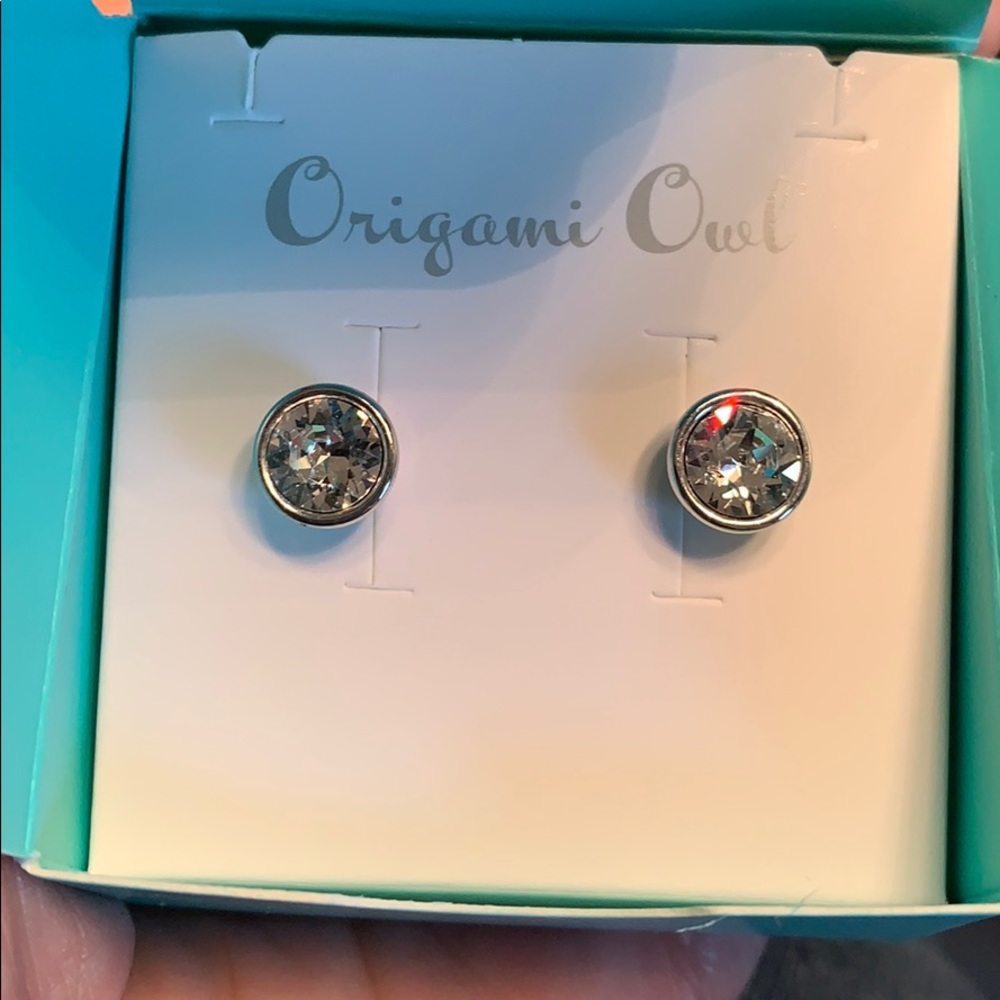 Origami Owl earrings
